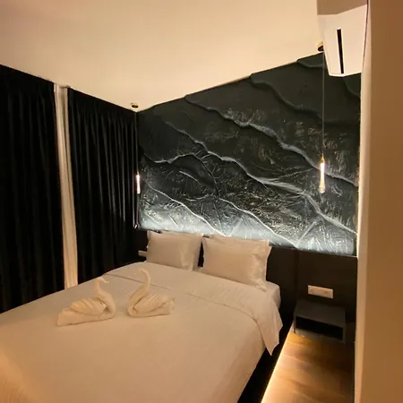 Blloku 3* Tirana
